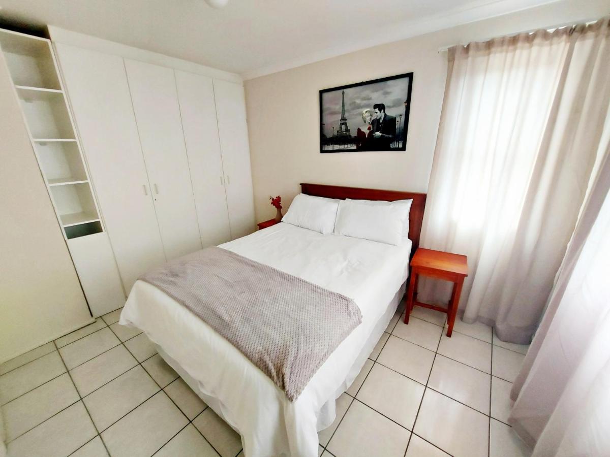 דרבנוויל Broadway Self Catering Apartments מראה חיצוני תמונה
