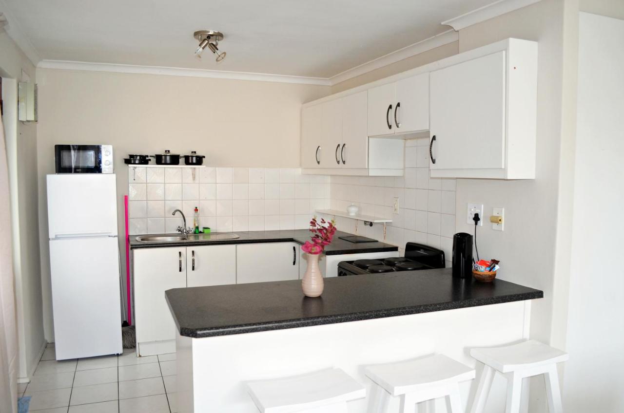 דרבנוויל Broadway Self Catering Apartments מראה חיצוני תמונה